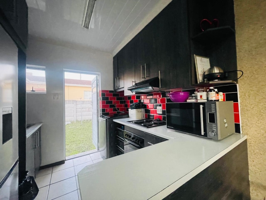 2 Bedroom Property for Sale in Haven Hills Eastern Cape